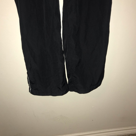Nike wind pants - Picture 2 of 4
